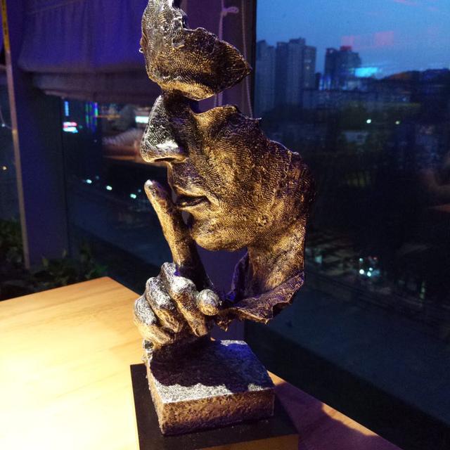 办公室摆件应该怎么摆,办公室的摆件