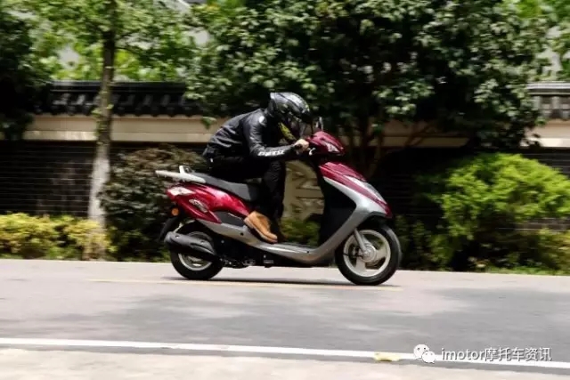 五羊本田迅鲨深度评测,迅鲨125御鲨125如何选