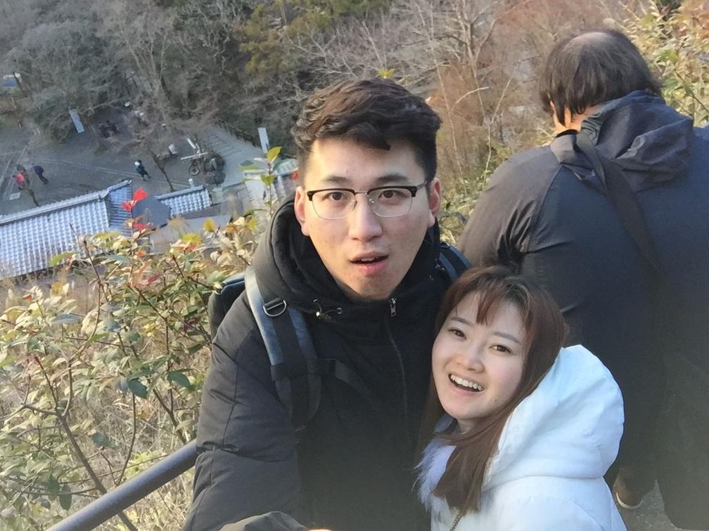 我很孤独和我爱你的英文,我很孤独寂寞英文怎么讲