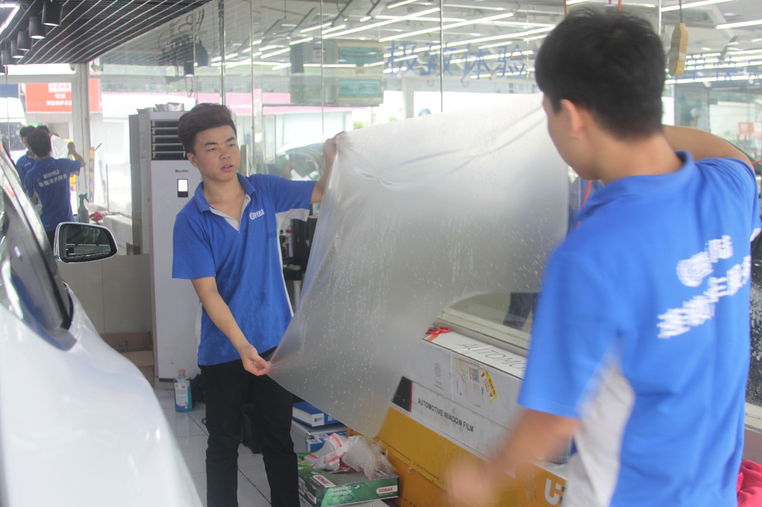 隐形车衣PTU材质,隐形车衣tup好还是tih好