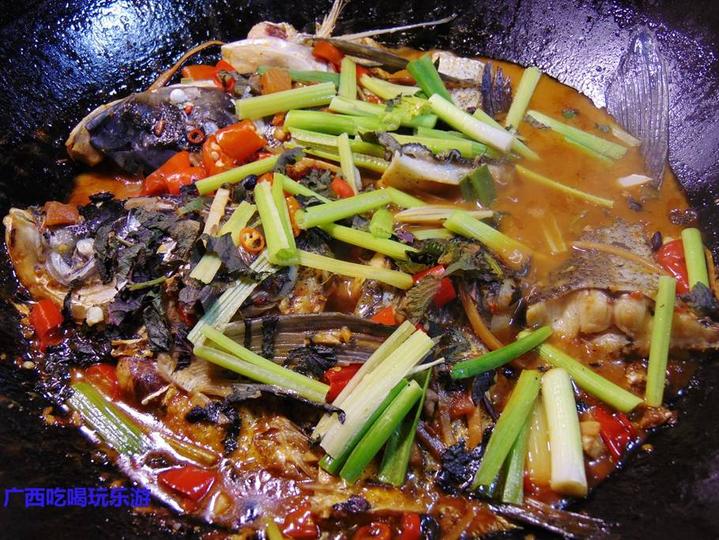 南宁建政路小吃街和中山路美食街,你在南宁吃过什么美食