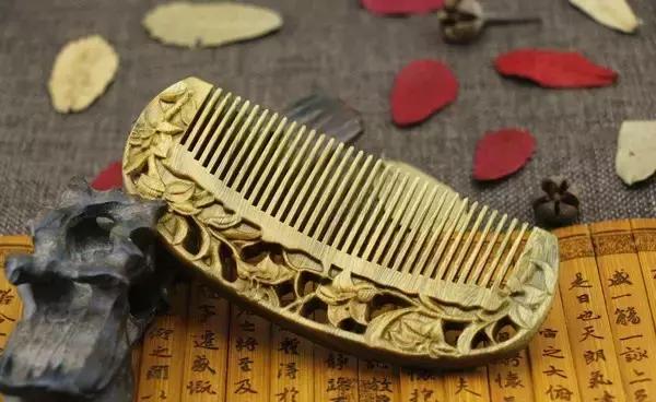 什么梳子对头发最健康,选梳子什么材质的好