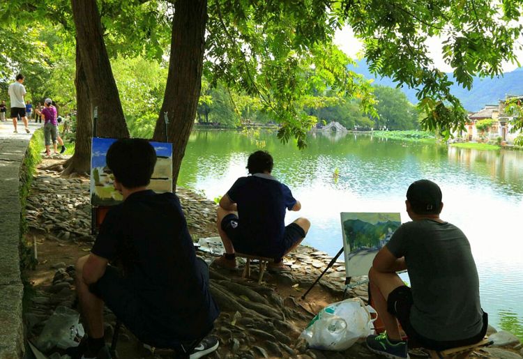 水光潋滟晴方好描写哪个景点,山色空蒙雨亦奇