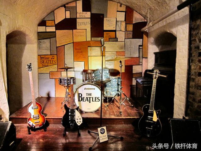 安菲尔德奇迹合唱你永远不会独行,安菲尔德永不独行