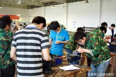 农村砖匠,农村真实的石匠