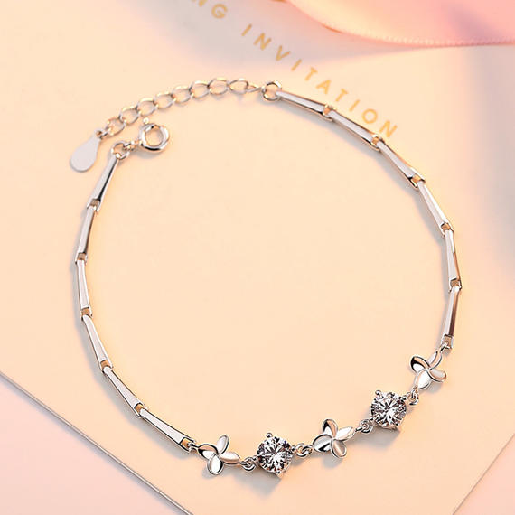 金首饰戴脏了怎么清洗,首饰戴久了怎么变亮