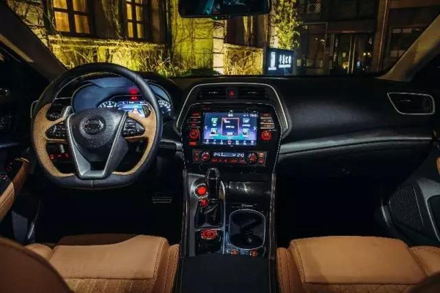 西玛是匹什么马,它跑的快吗?