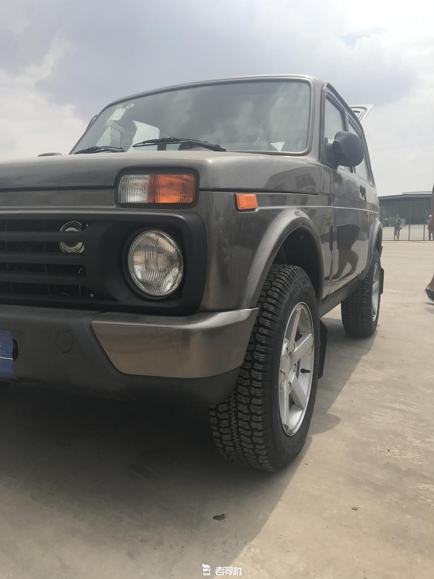 15年陆巡5.7v8,老款陆巡与新款陆巡对比