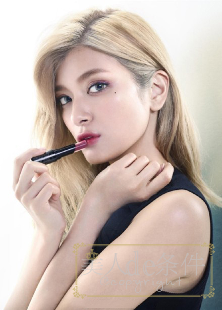 入秋口红奶茶色,入秋口红