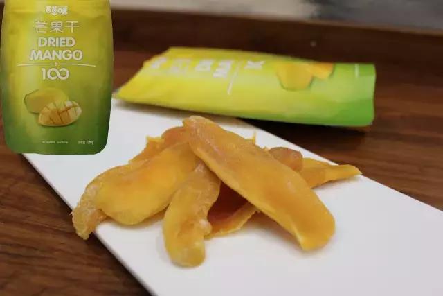 一天吃10包芒果干!为了测评,妹纸差点甜死在黄黄黄的世界里!