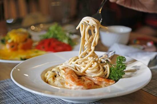 郑州情侣必打卡餐厅推荐,郑州最适合约会聚会的13家餐厅