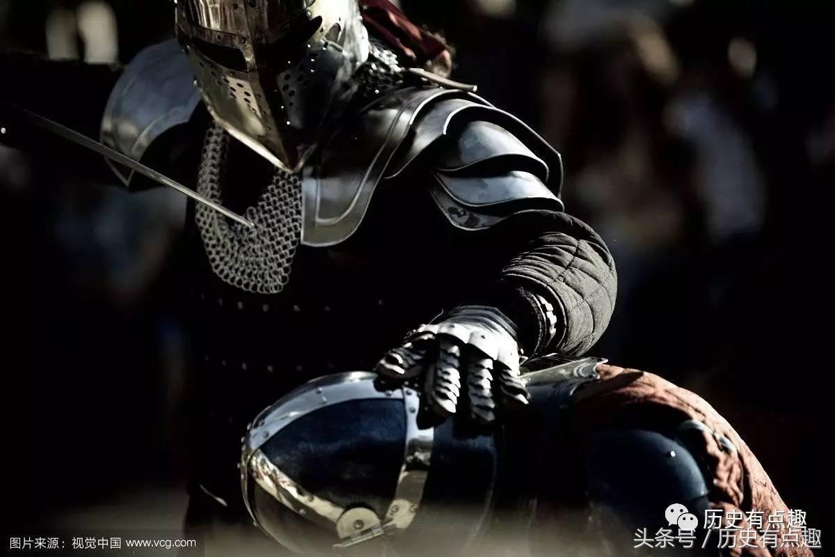 亚瑟王和兰斯洛特的关系,兰斯洛特被亚瑟王杀了吗