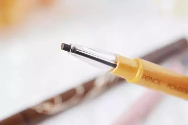 CPB看了流泪，YSL听了会沉默，这个日本新晋彩妆什么来头？