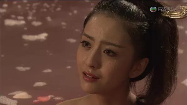 杨幂迷倒众生,女星惊艳写真集杨幂张天爱