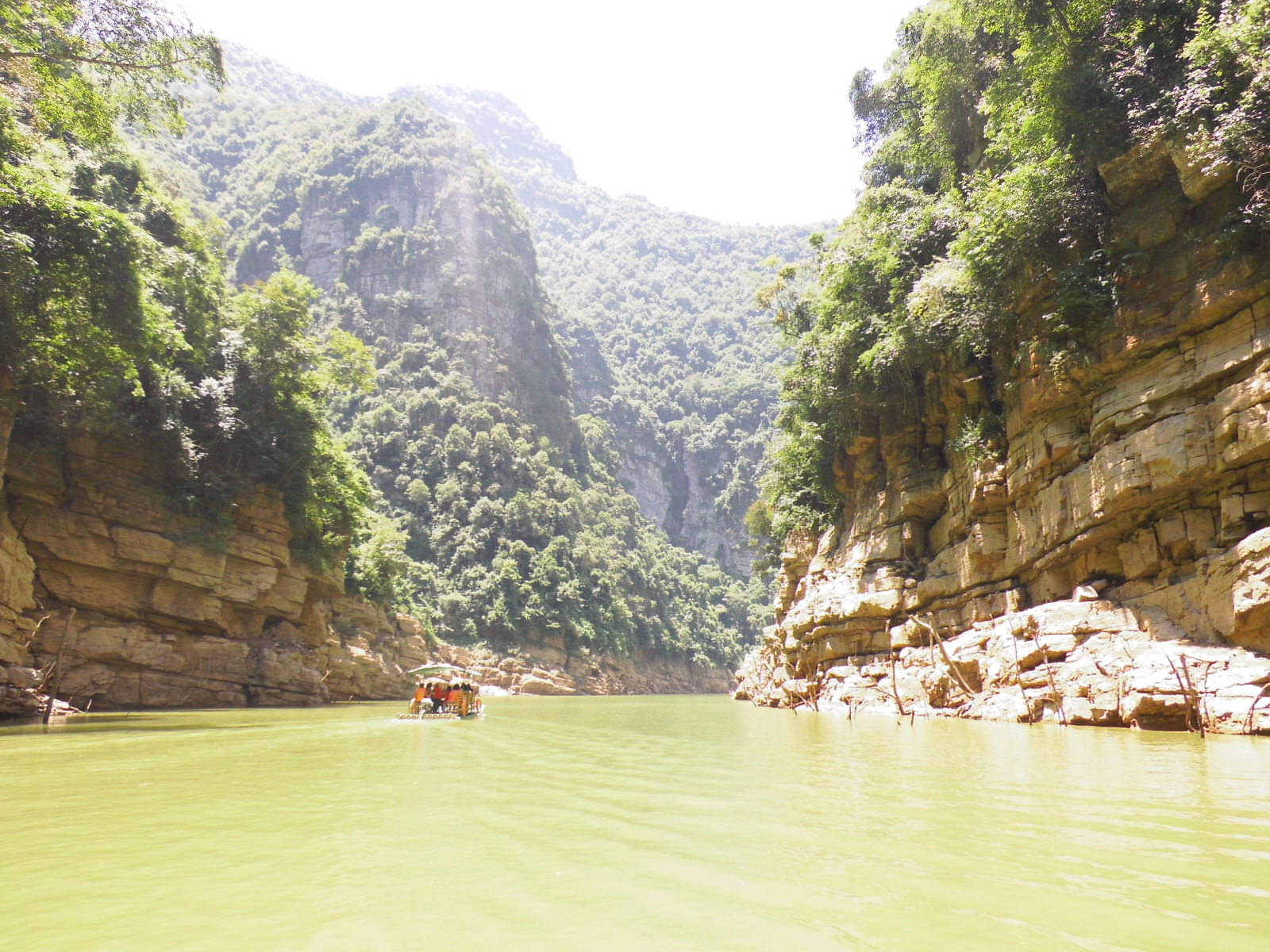 金秀圣堂湖景区游玩多久,金秀圣堂湖游记