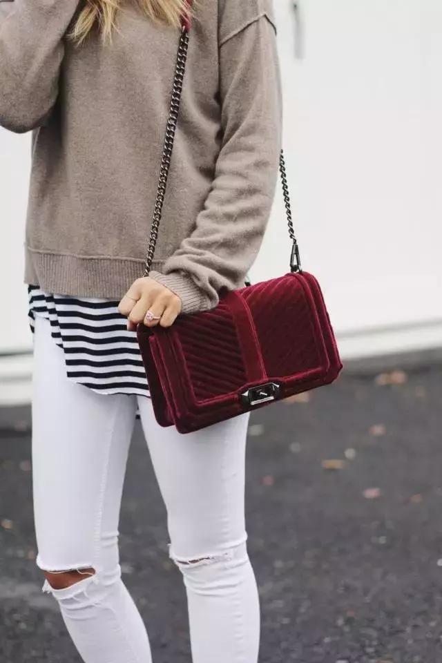 秋冬必入款包包，当然是高贵奢华有内涵的它！