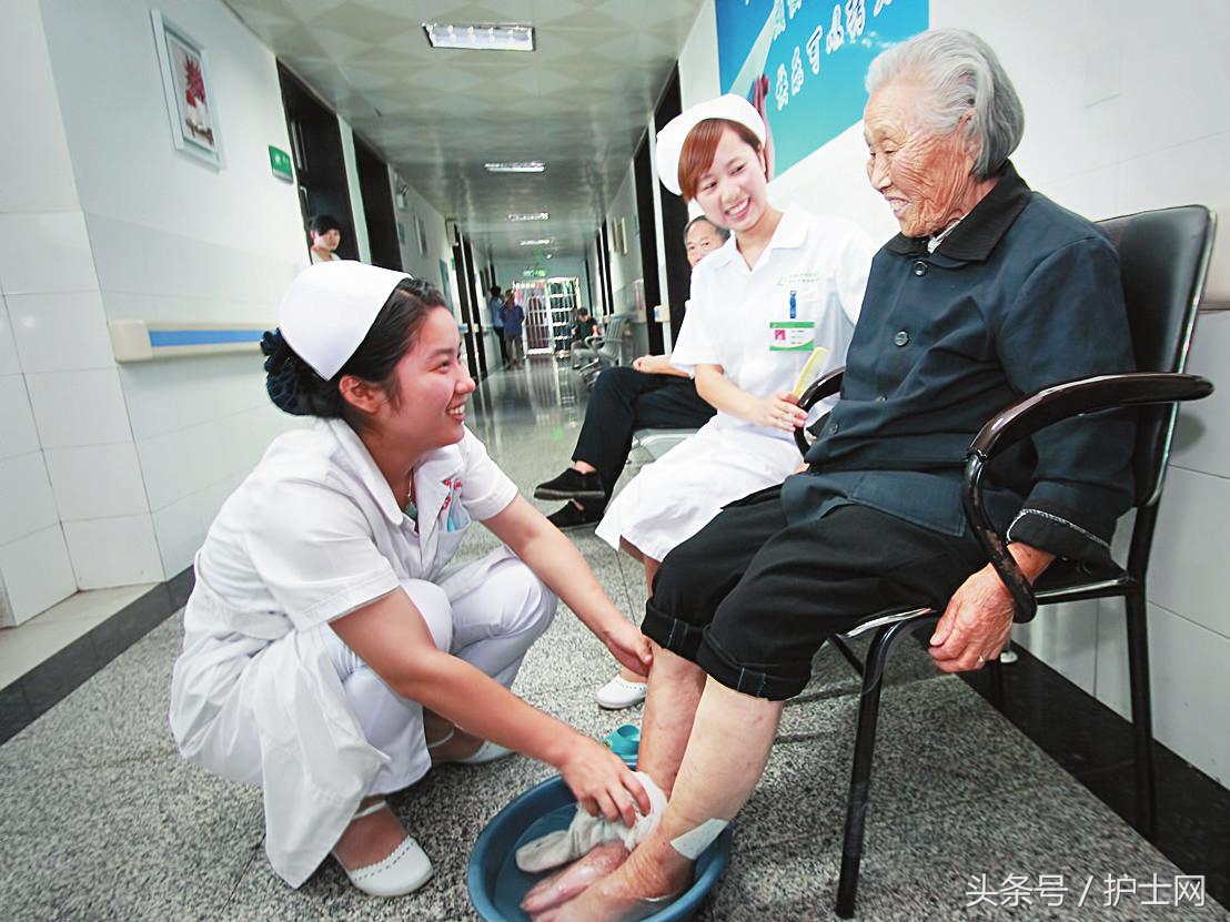 如何做好老年患者基础护理,老年人护理的基本常识