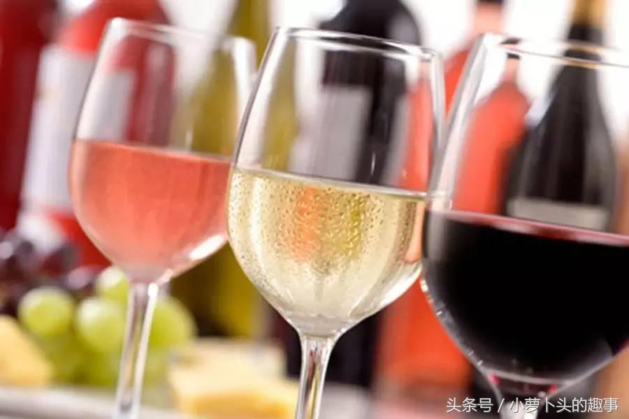 具体介绍一款葡萄酒200字,葡萄酒分类常见葡萄酒的品种大全