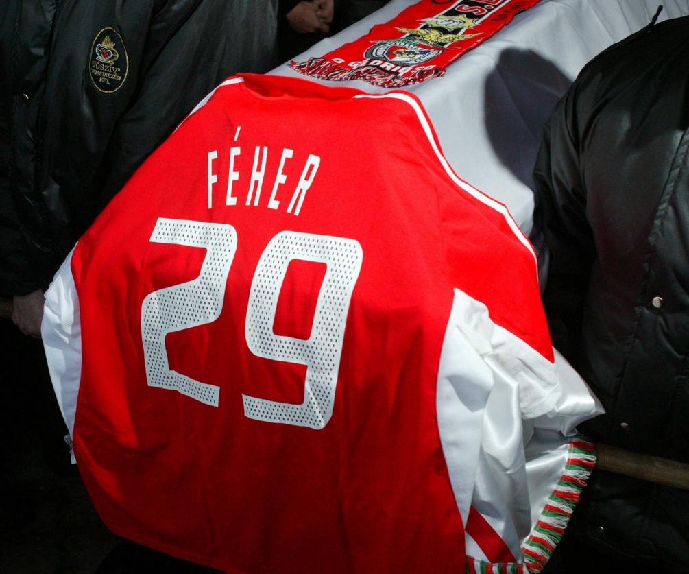 王国林踢球猝死内情揭秘,王国林葬礼视频