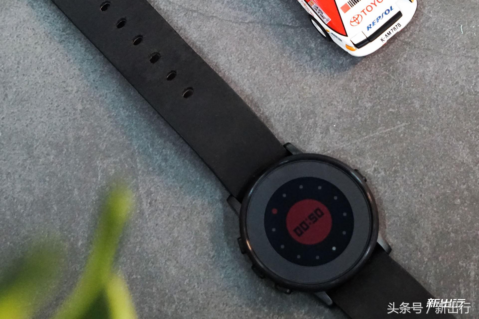 追寻最原始“电子纸墨屏”PebbleTimeRonud经典体验