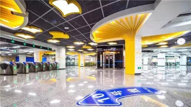 成都地铁18号线沿途吃喝玩乐,成都10号线特色地铁站
