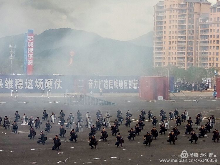 2019瓮安反恐演练,黔东南特警反恐演练视频