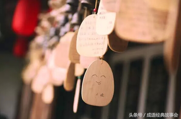 感情表达的淋漓尽致,表达感情很淡的句子