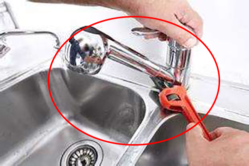 水龙头坏了别着急修,水龙头坏了补救办法