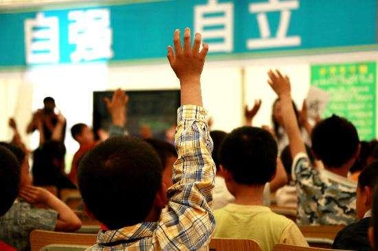 三年级上册语文争先恐后的反义词,三年级下册语文近义词反义词大全