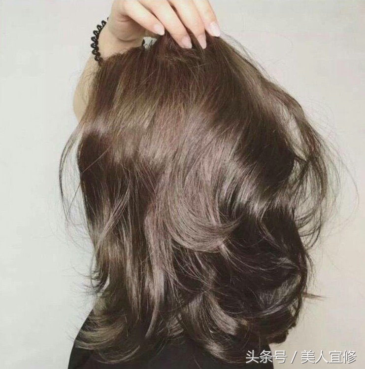 隐形烫全烫卷发发型图片,烟花烫卷发男生发型