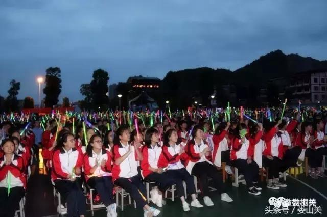 桐梓县第二高级中学有多大,遵义桐梓二中学校