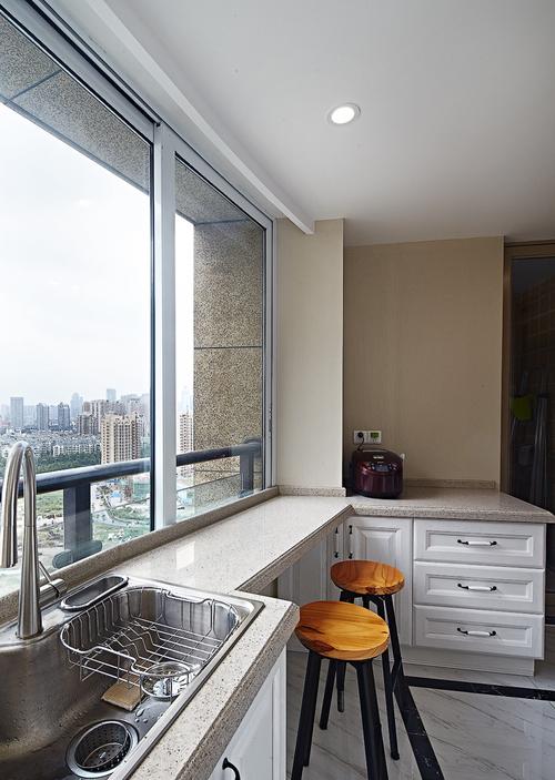 无锡紫金伴山最大户型,转角飘窗房间小户型