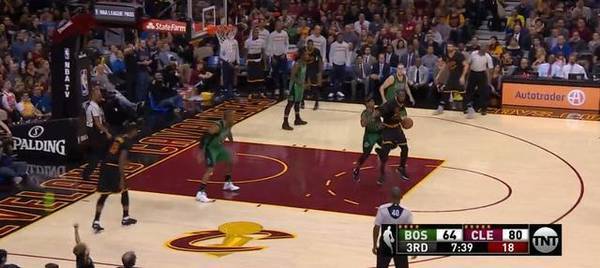 身高矮就打不了职业篮球吗,身高太矮了打谁都是错位怎么办