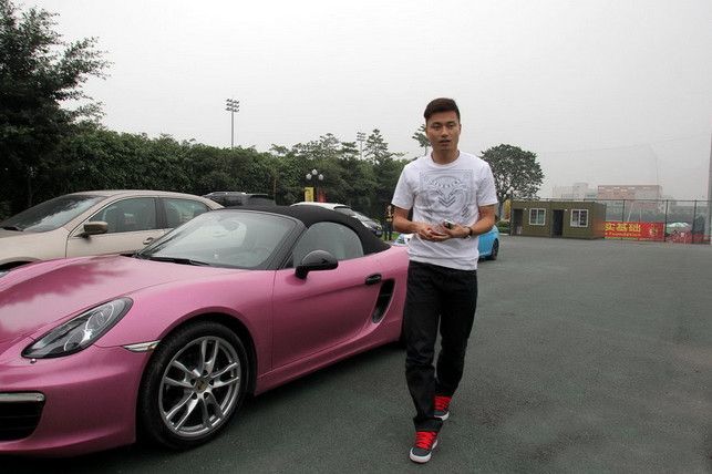 国足球员的车是什么车,武磊开什么车