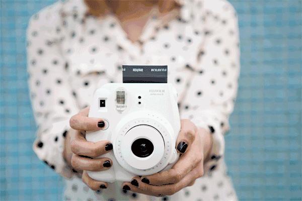 富士拍立得和宝丽来哪个好,徕卡富士宝丽来哪款拍立得好用
