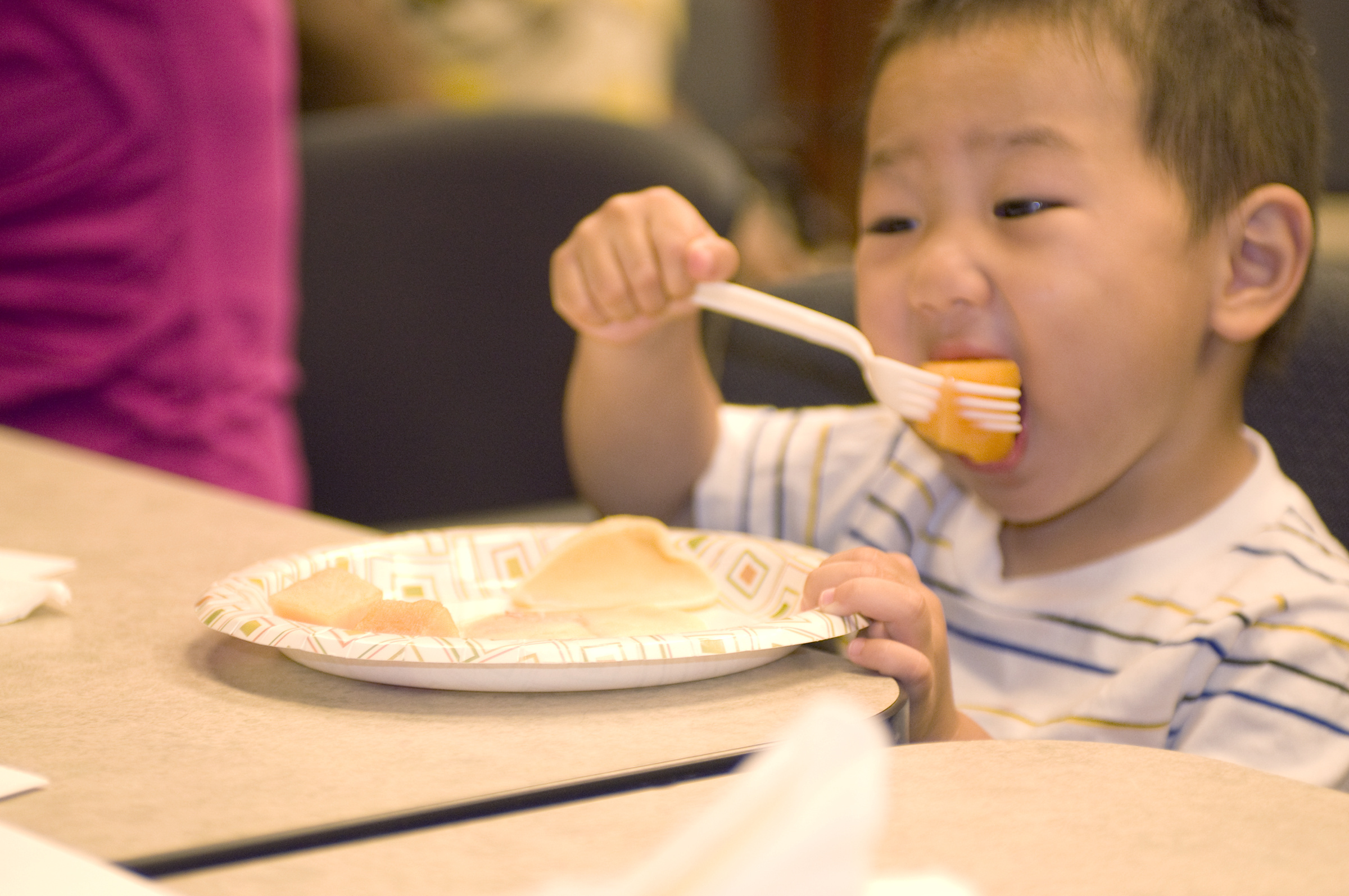 小孩常见的口腔问题如何治疗,小孩口腔各种疾病信号