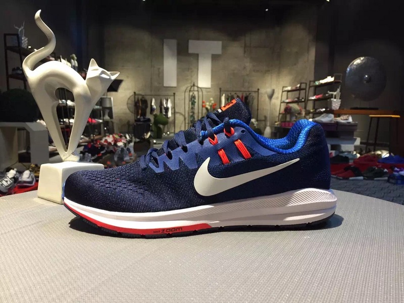 nike登月跑鞋穿搭,nikelegendreact3