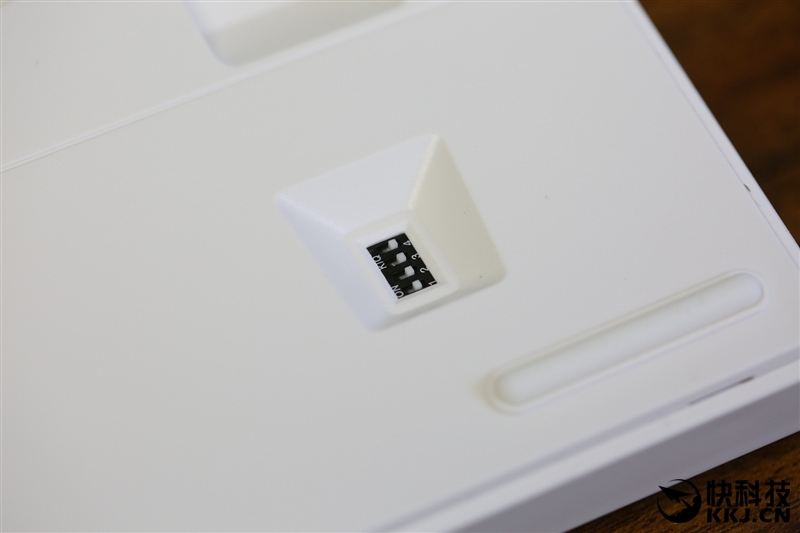 ikbc高达87键无线键盘测评,ikbc108键盘怎么样