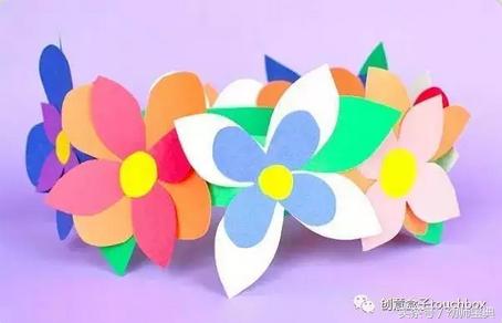 教师过节不收礼呀，收礼只收小贺卡呀，小贺卡！