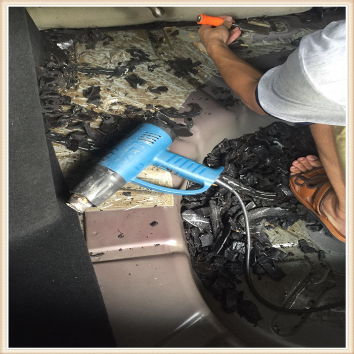 福特福克斯隔音板拆卸教程,福克斯换隔音棉和止震板