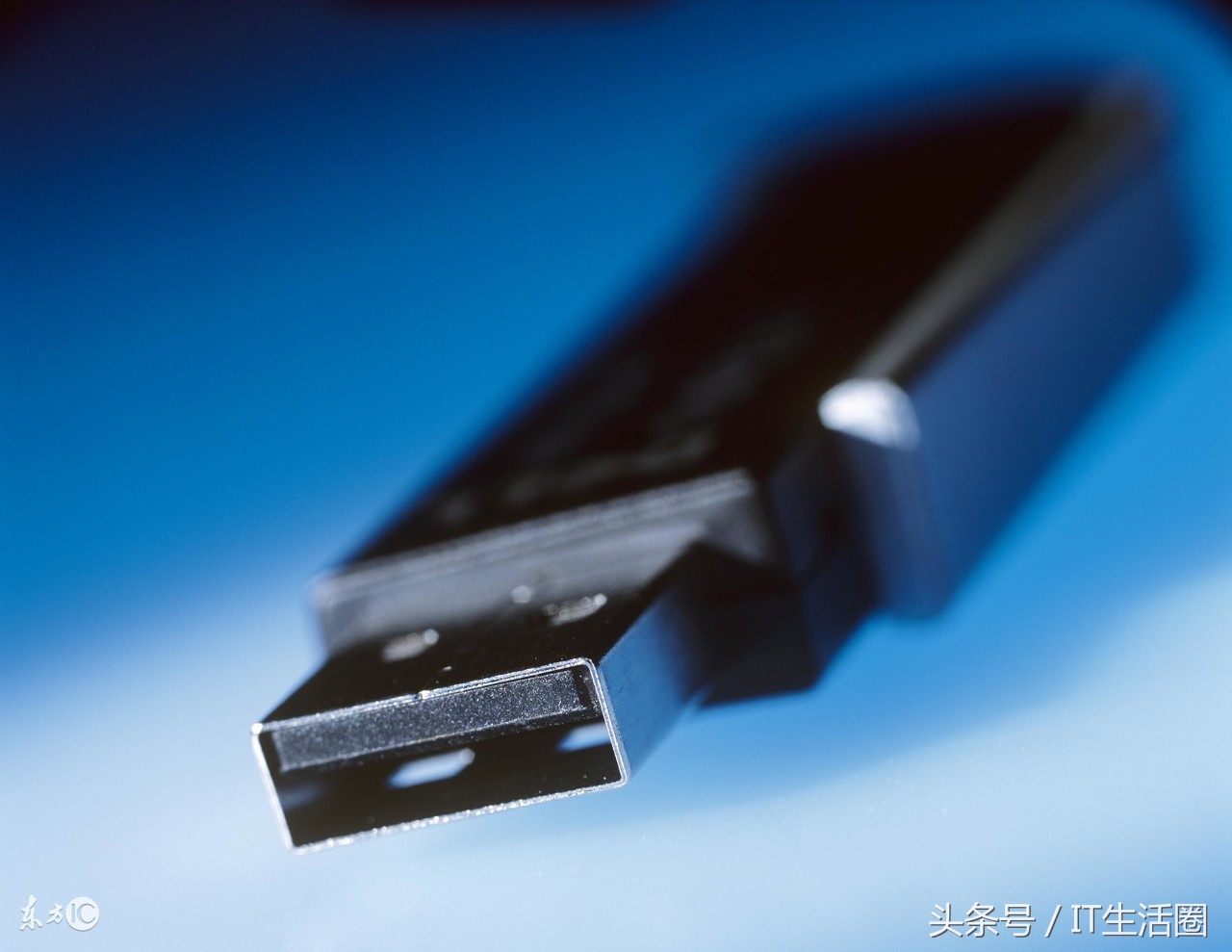 u盘内存芯片工作原理,u盘内部如何存储数据