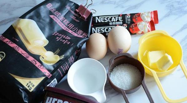 用了焦糖味的棉花糖混合了摩卡的味道，味道特别好吃