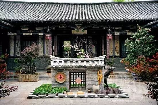 云南大山里藏着的建水古城,云南小城建水一座真正活着的古城