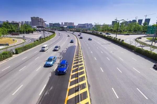 成都再登新一线榜首,成都成为全世界唯一上榜的城市