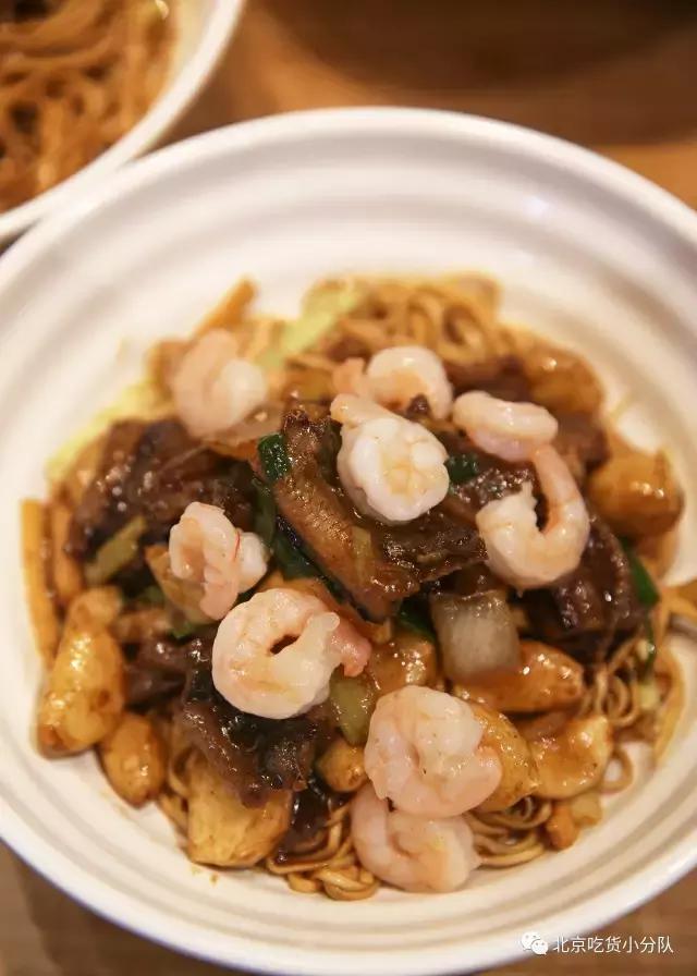 三里屯美食大楼在哪里,三里屯老字号美食店