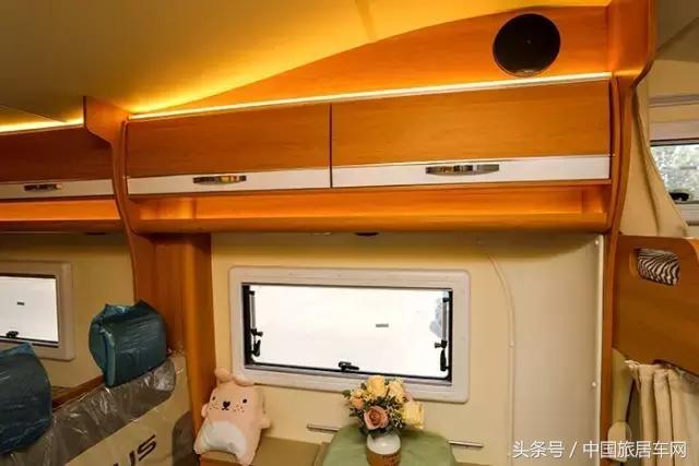 上汽大通maxusrv80型房车原厂,上汽大通rv80多少钱一辆