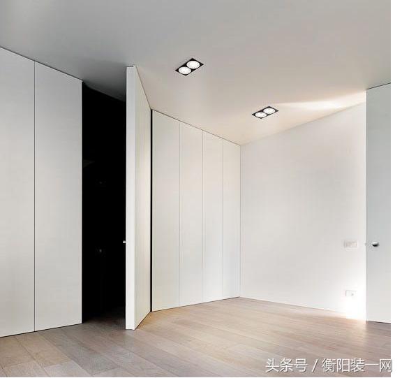 射灯与吸顶灯哪个便宜实用,射灯对比吸顶灯