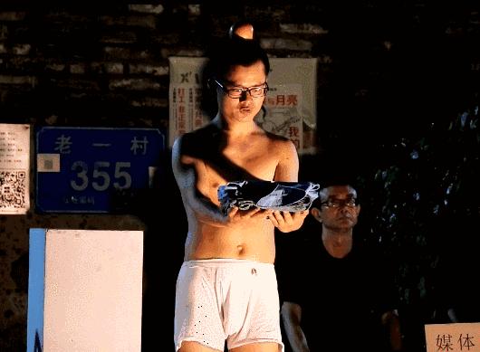 iphonex发布会震惊全世界,iphonexs亮相