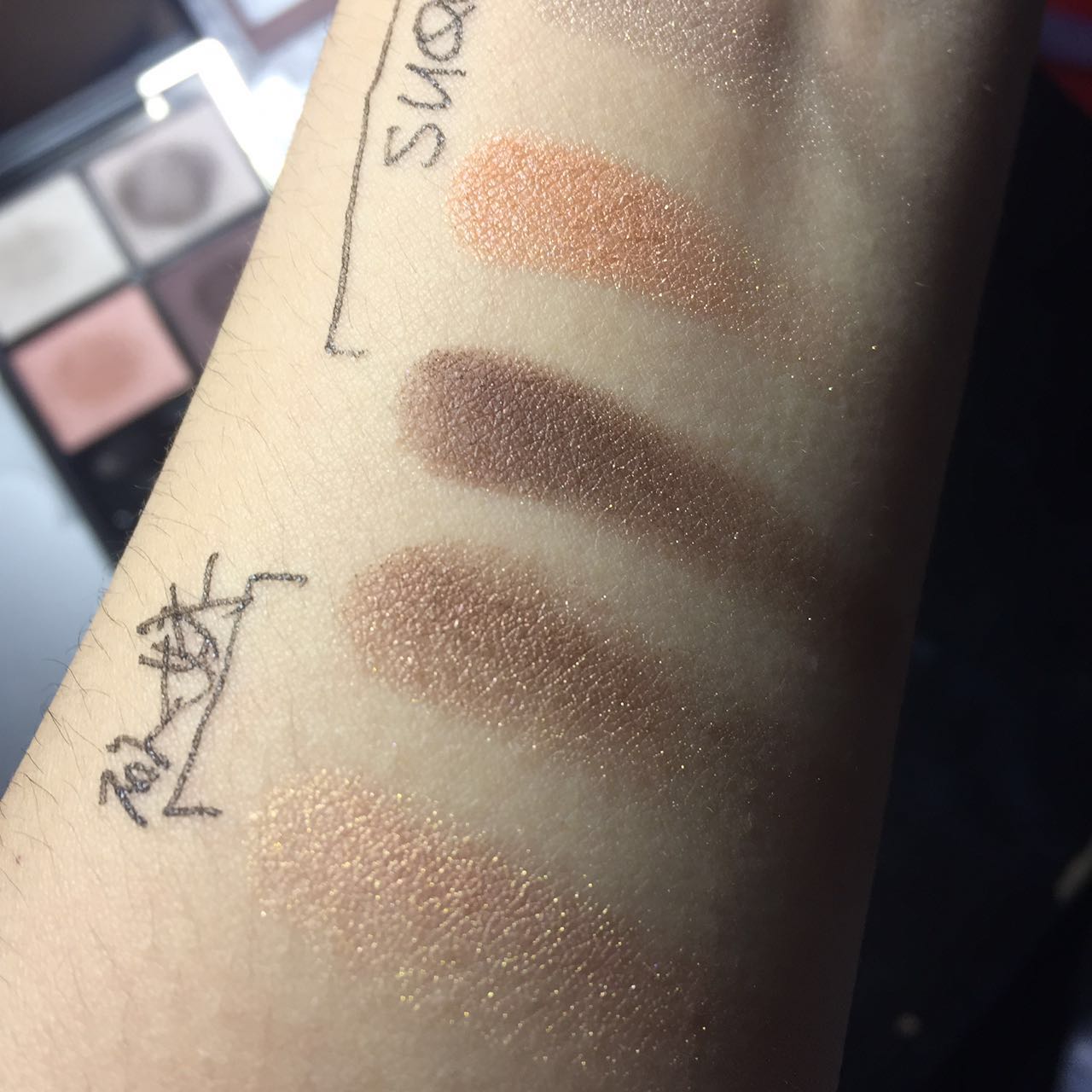 眼影买贵点的好还是便宜点的好,什么眼影需要买贵的