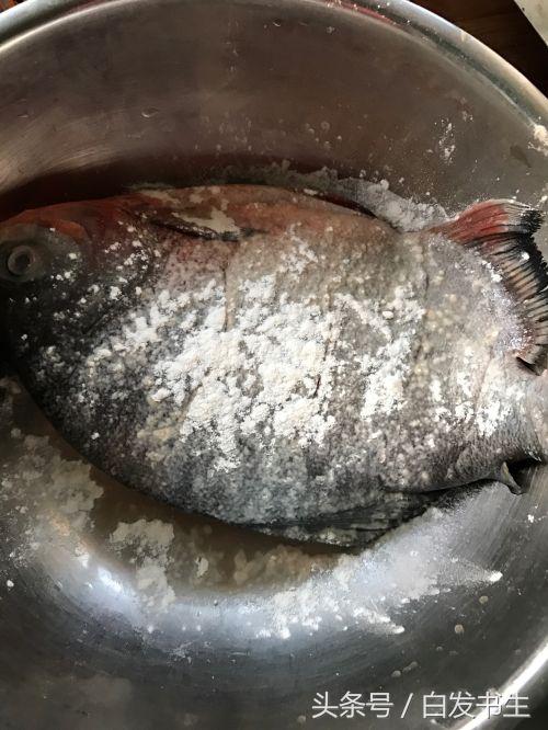 红烧白鲳鱼教程,红烧鲳鱼的做法